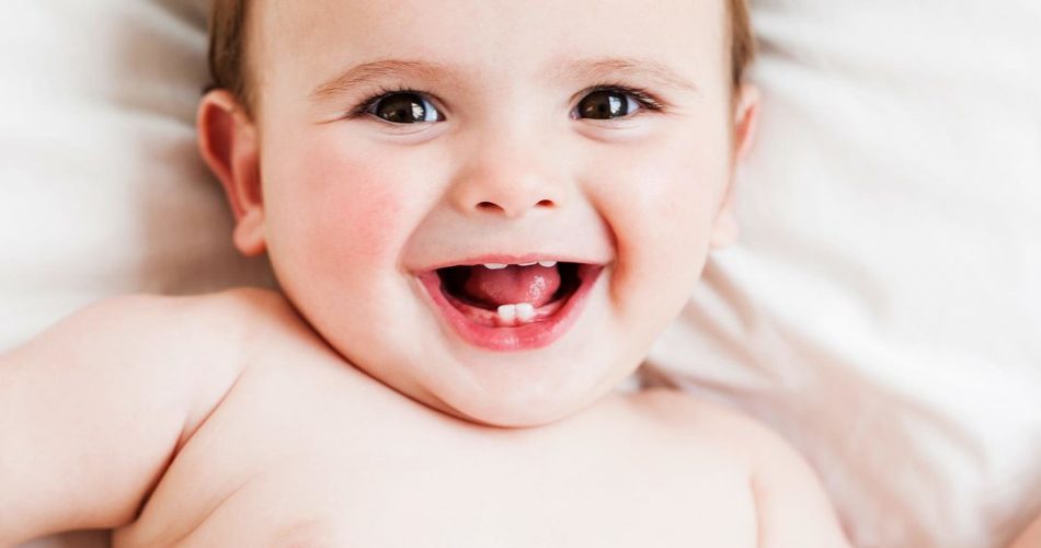 چگونه دندان درآوردن کودک را متوجه شویم