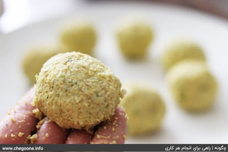 چگونه فلافل خانگی خوش طعم و حرفه ای درست کنیم چگونه فلافل خانگی خوش طعم و حرفه ای درست کنیم