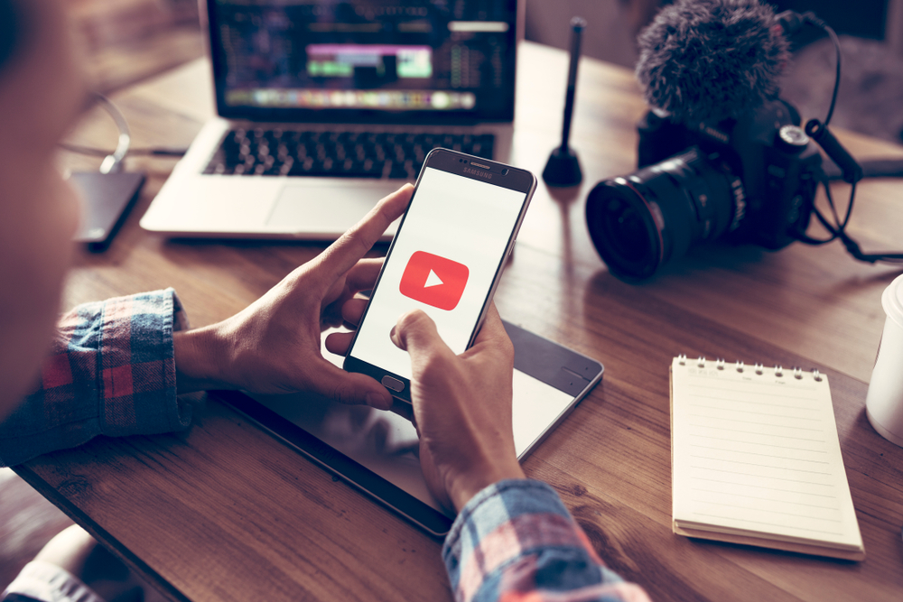 رشد کانال یوتیوب با 12 ترفند برتر در سال 2024