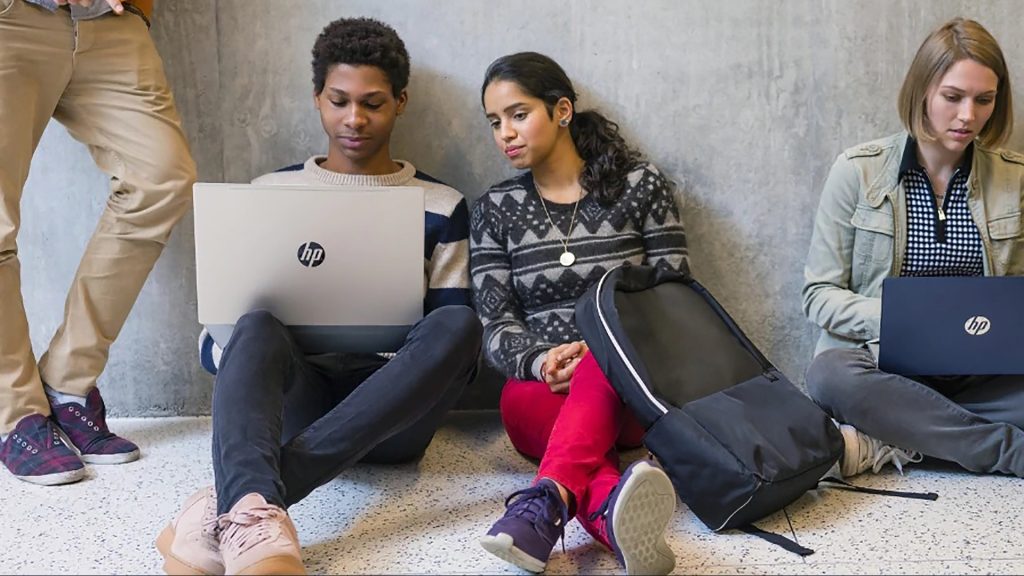 خرید بهترین لپ تاپ برای دانشجو + راهنمای تخصصی